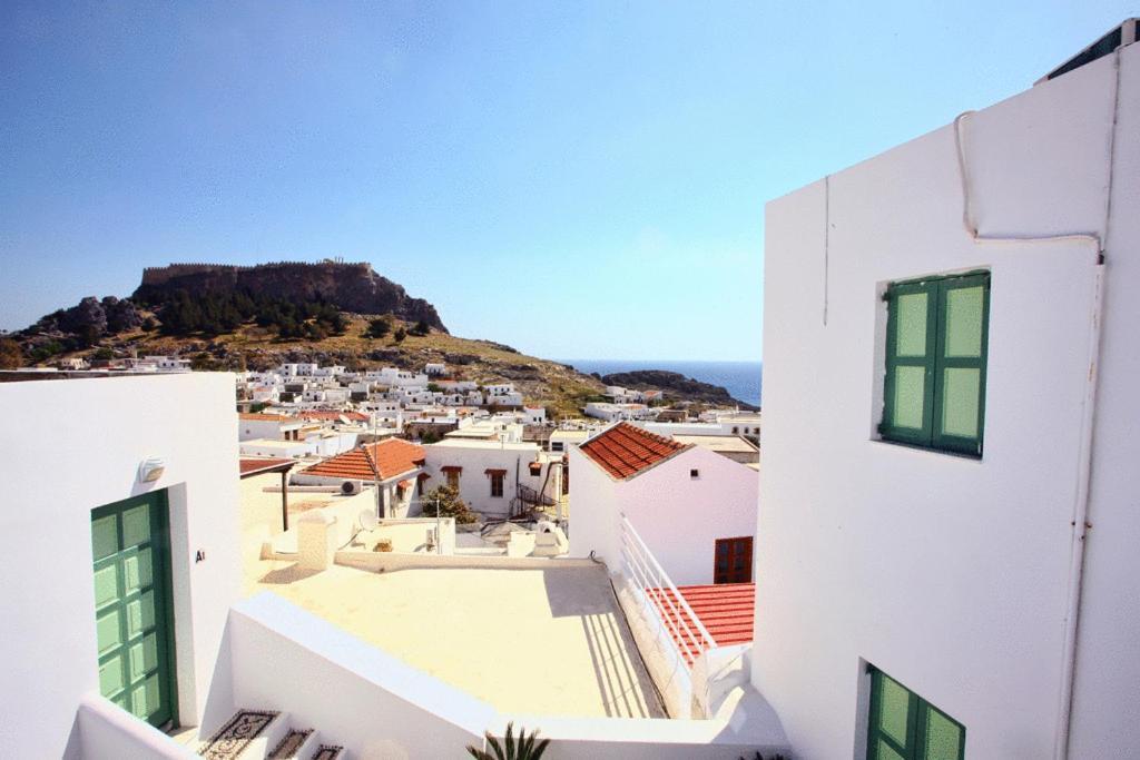 Aparthotel Xenones Lindos Esterno foto